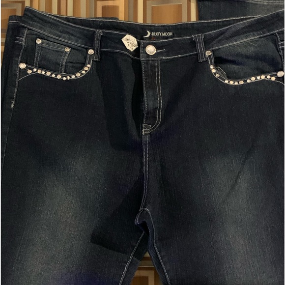Ruby Moon Rhinestone Jeans 24 - Picture 3 of 6